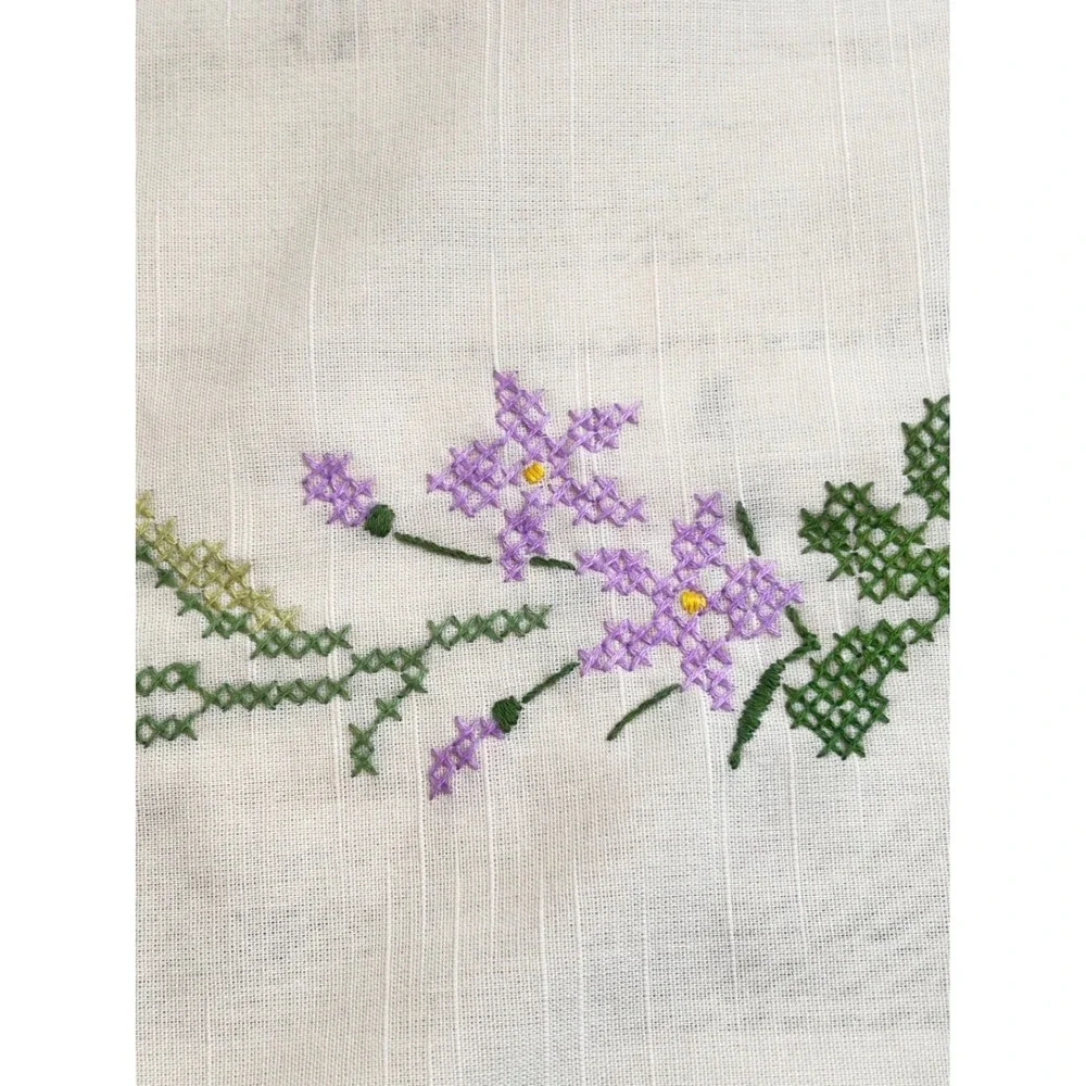 Vintage Floral Cross Stitch Embroidered White Rectangular Tablecloth Cottagecore